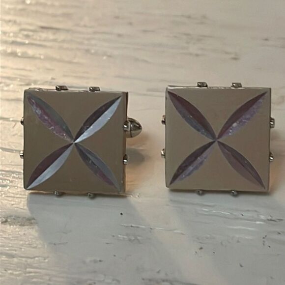 Vintage Mid-century 1950s Swank gold w/silver Atomic pattern square cuff links - Picture 4 of 12